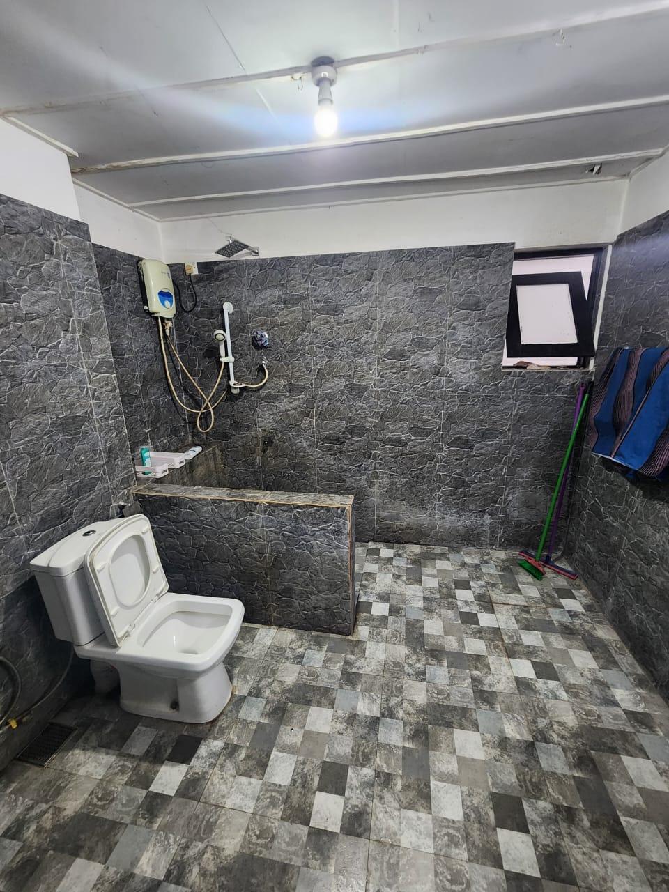 Commercial Property for Sale - Clombo 03