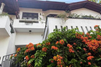 House For Sale - Makola