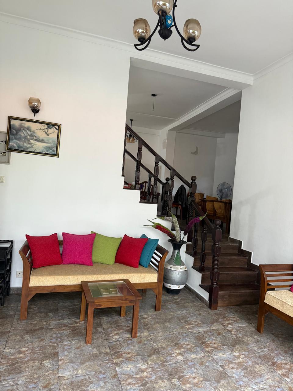 House For Sale - Makola