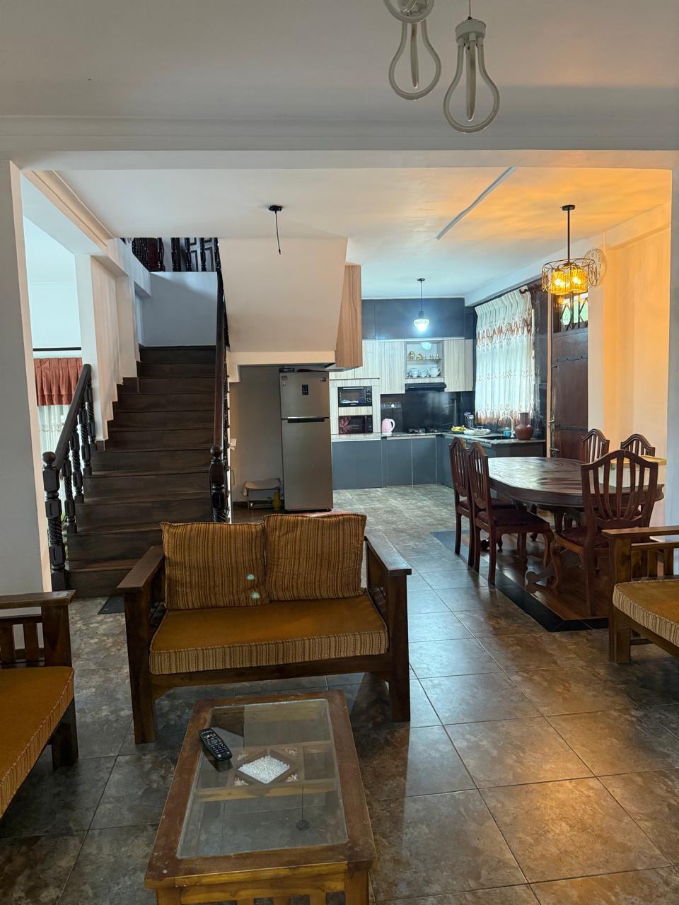 House For Sale - Makola