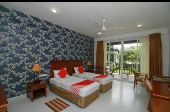 Beachfront Hotel for Sale – Kalutara | Rs. 1 Billion | 22 Rooms | 215 Perches