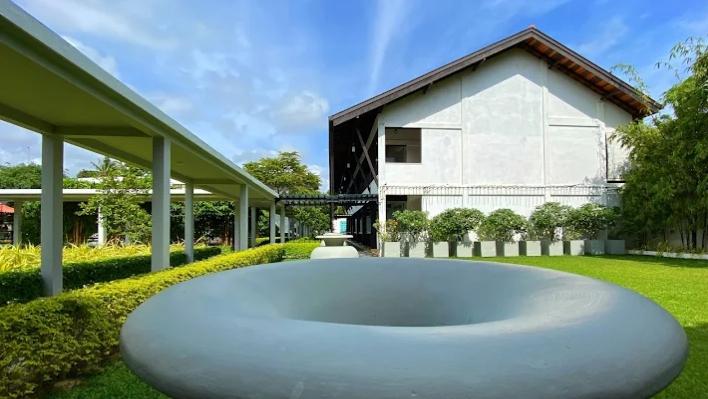 Beachfront Hotel for Sale – Kalutara | Rs. 1 Billion | 22 Rooms | 215 Perches