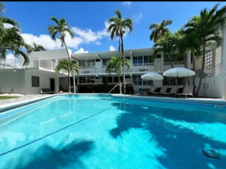 Beachfront Hotel for Sale – Kalutara | Rs. 1 Billion | 22 Rooms | 215 Perches