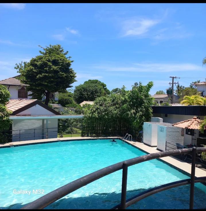 Beachfront Hotel for Sale – Kalutara | Rs. 1 Billion | 22 Rooms | 215 Perches