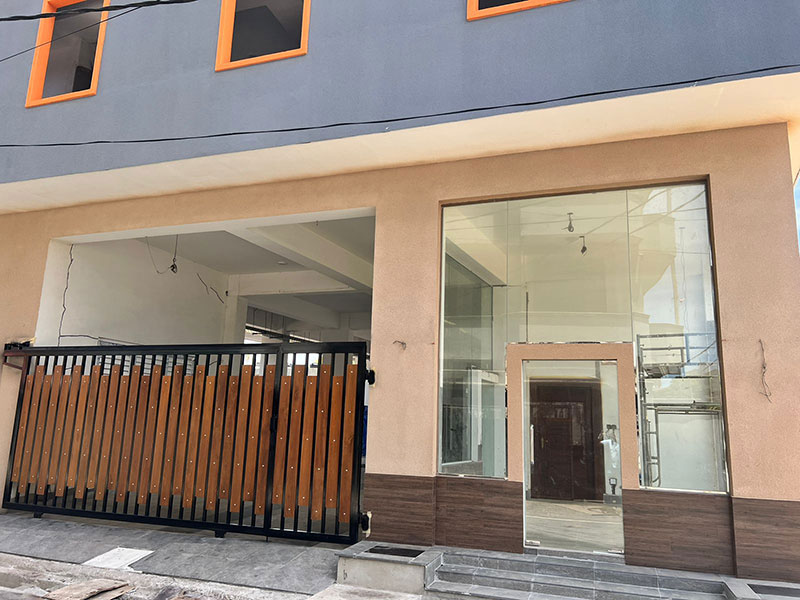 The Aron, No.18 Aponsu Avenue, Dehiwala