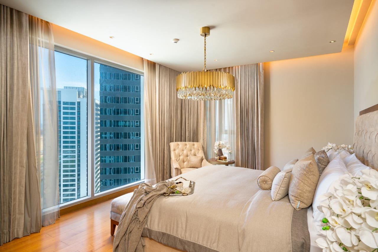 Shangri-La - 04 Bedroom Furnished Apartment For Sale