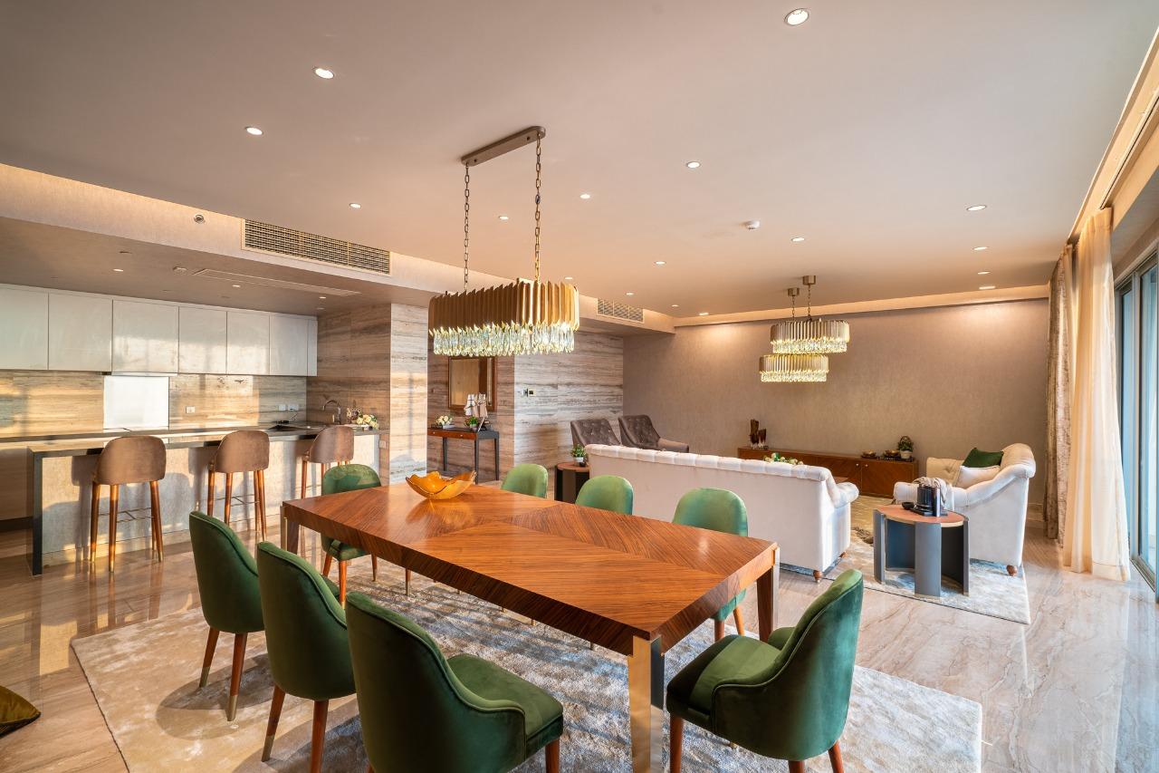 Shangri-La - 04 Bedroom Furnished Apartment For Sale