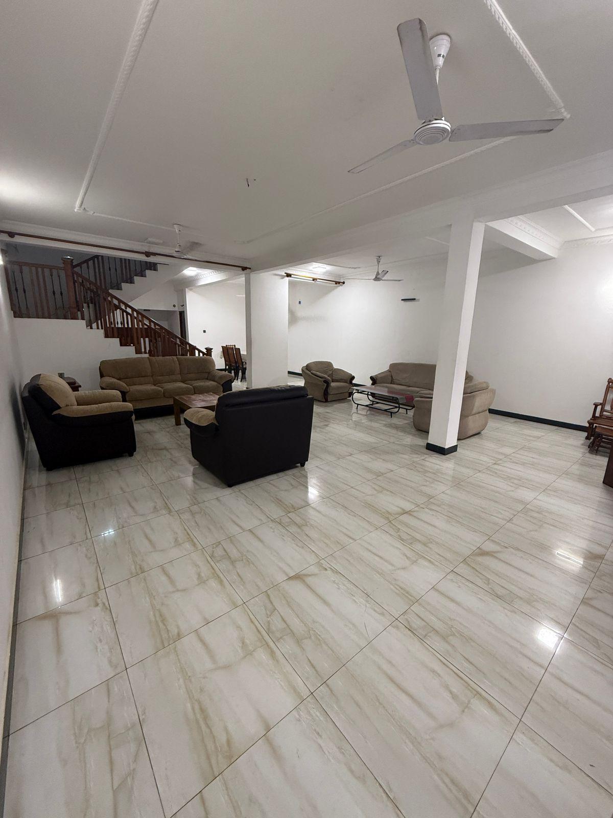 5 BR House with Commercial Value for Sale in Colombo 04 | Sea side*