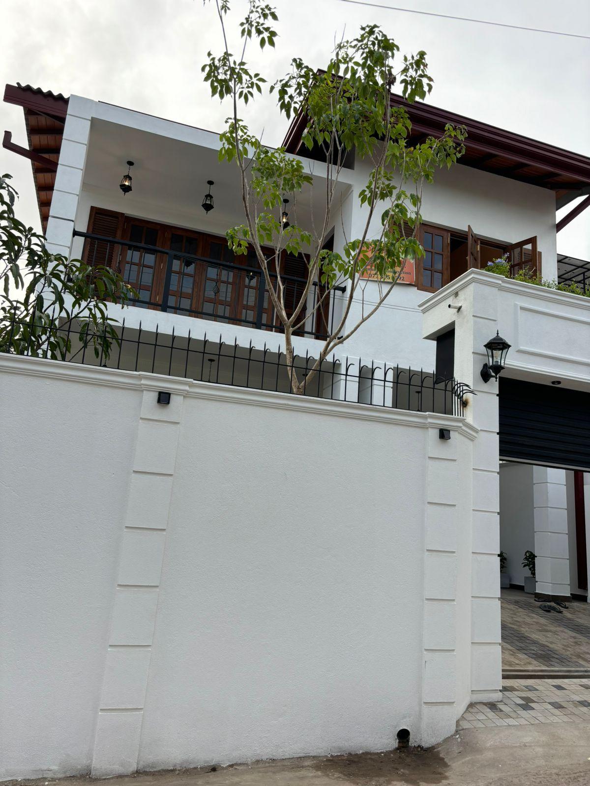 Brand new house for sale in Nugegoda - Papiliyana