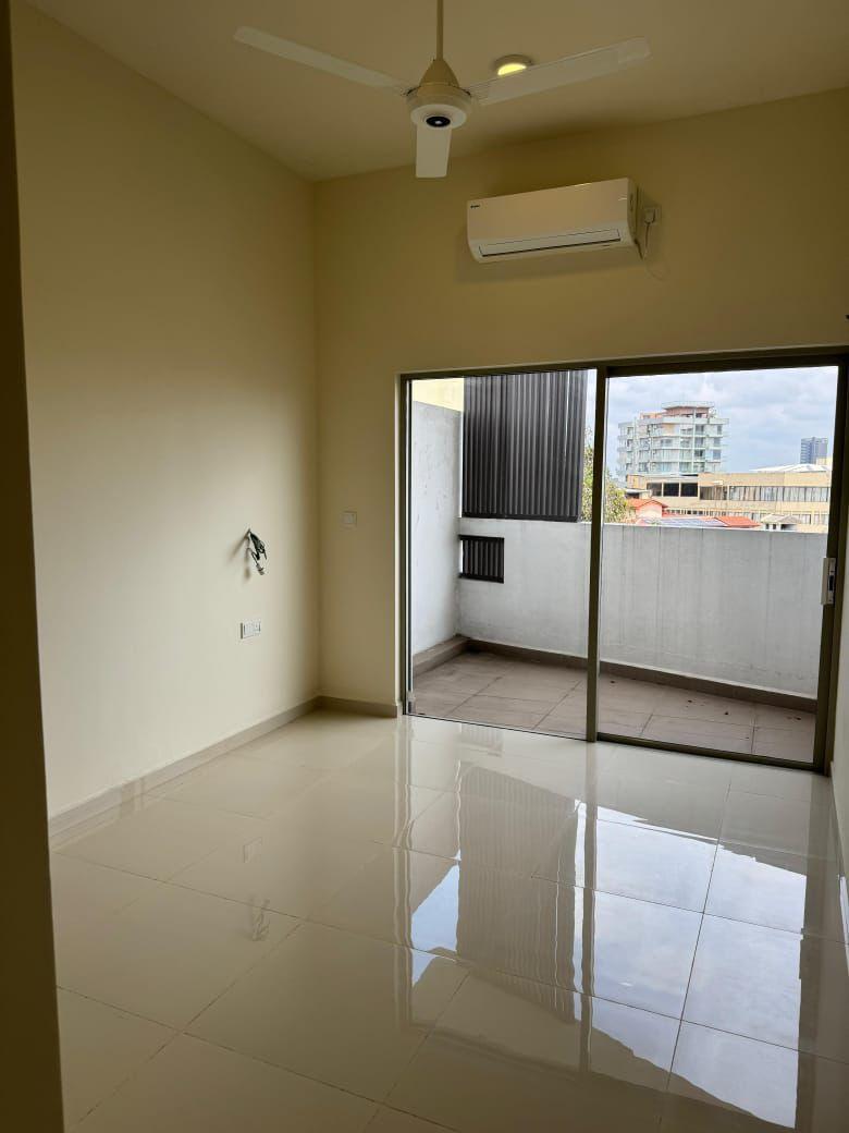 Luxury 3BR Apartment for Sale in Colombo 5 – Brand New, Prime Location