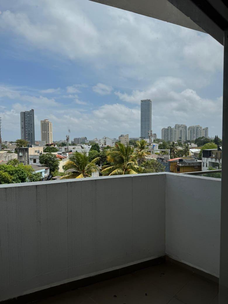Luxury 3BR Apartment for Sale in Colombo 5 – Brand New, Prime Location
