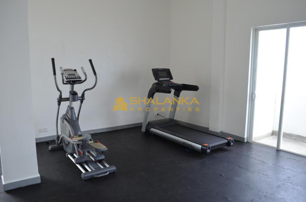 Beach Mount Apartment, 37 Beach Road 1/2, 10350 Mount Lavinia