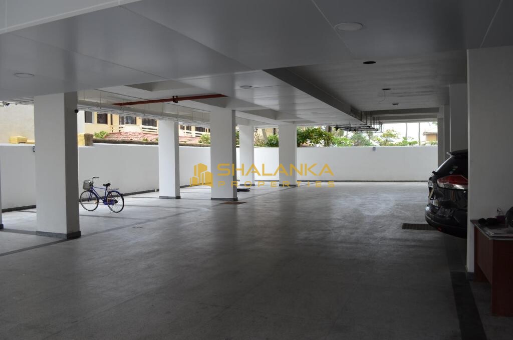 Beach Mount Apartment, 37 Beach Road 1/2, 10350 Mount Lavinia