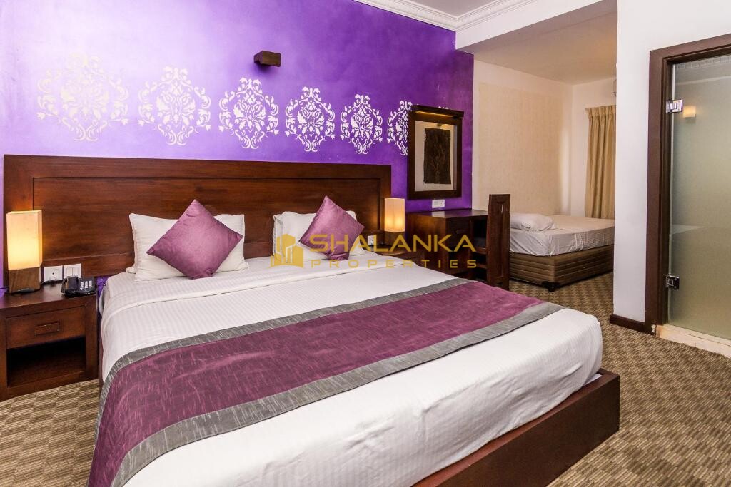 Ceylon City Hotel, 11, Upatissa Road, Colombo 4