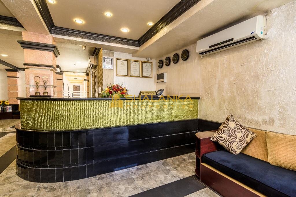 Ceylon City Hotel, 11, Upatissa Road, Colombo 4