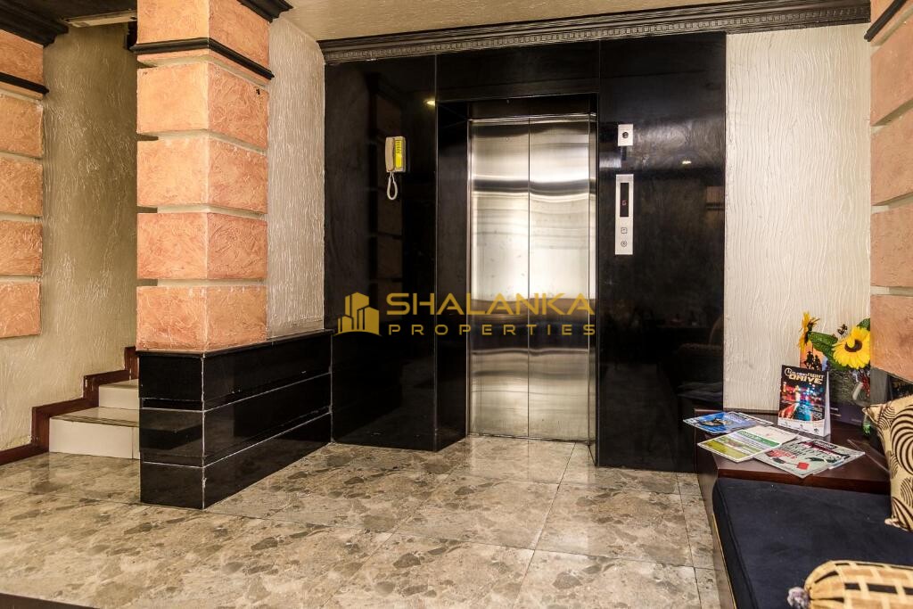Ceylon City Hotel, 11, Upatissa Road, Colombo 4