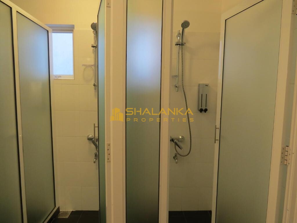 Chapelton House (Pvt) Ltd, 5B, 1st Chapel Lane, Colombo 6