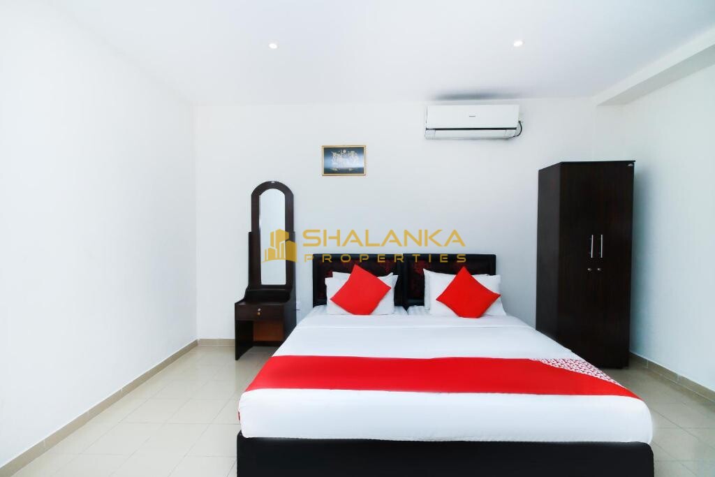 Green Palace, 30, W. A. Silva Mawatha, Wellawatte, Colombo 6