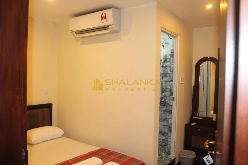 Green Palace, 30, W. A. Silva Mawatha, Wellawatte, Colombo 6