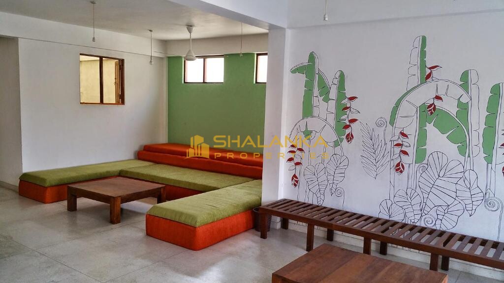 Hitchhike Backpackers, 50/3A Templers Road, 10370 Mount Lavinia
