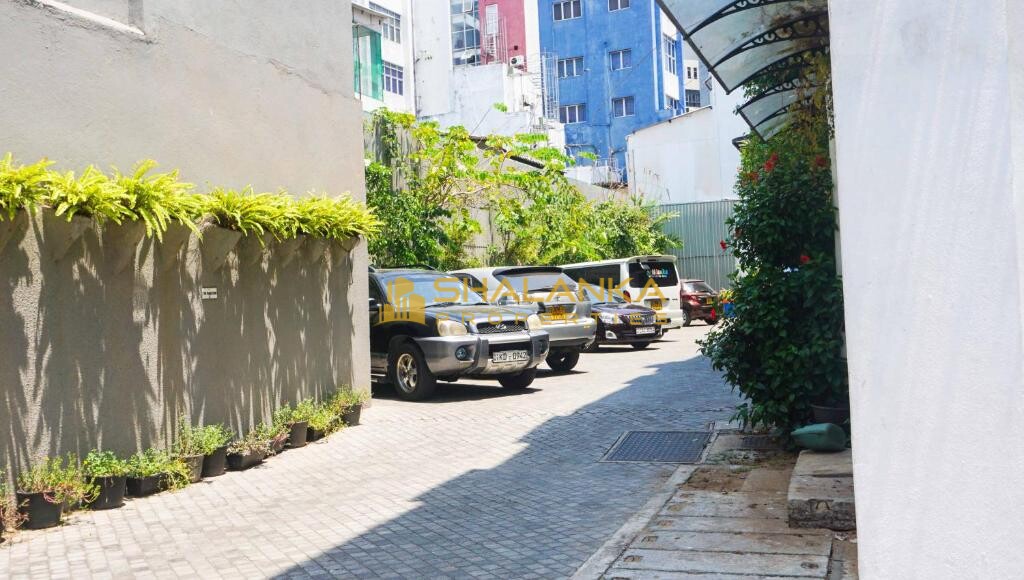Hotel Nippon Colombo, 123 Kumaran Rathnam Road Slave Island, Union Place, Colombo 2