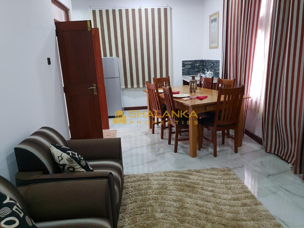 Ice Berg, No.09 Mallika Mawatha, off Templer's Road, 10350 Mount Lavinia