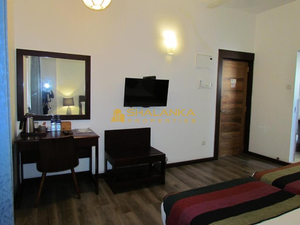 KMC Villa,  30 Sangamitta Avenue, 10350 Mount Lavinia
