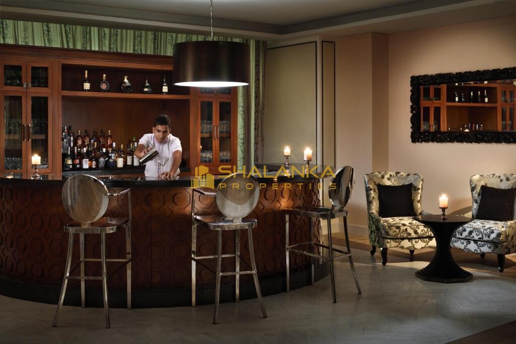 Mövenpick Hotel Colombo, No. 24, Dharmapala Mawatha, Kollupitiya, Colombo 3