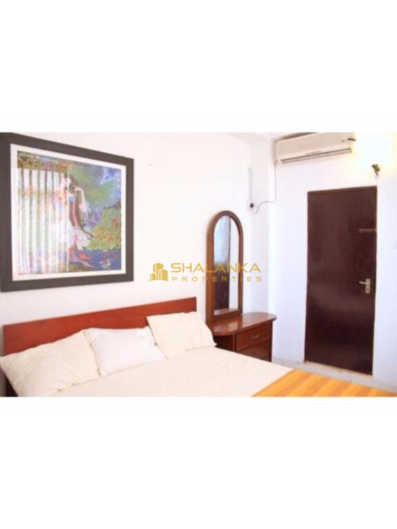 N S Apartment, 19, Circular road, 10370 Mount Lavinia