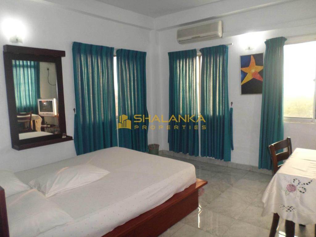 N S Apartment, 19, Circular road, 10370 Mount Lavinia