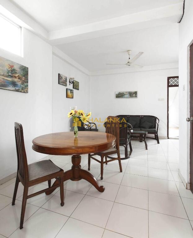N S Apartment, 19, Circular road, 10370 Mount Lavinia