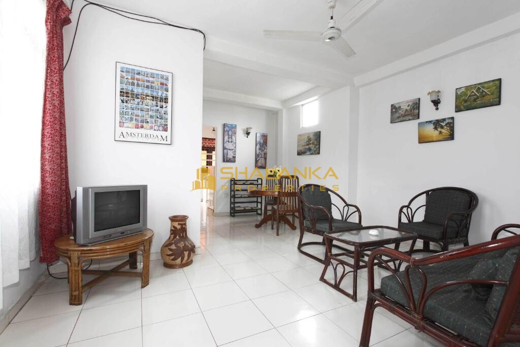 N S Apartment, 19, Circular road, 10370 Mount Lavinia