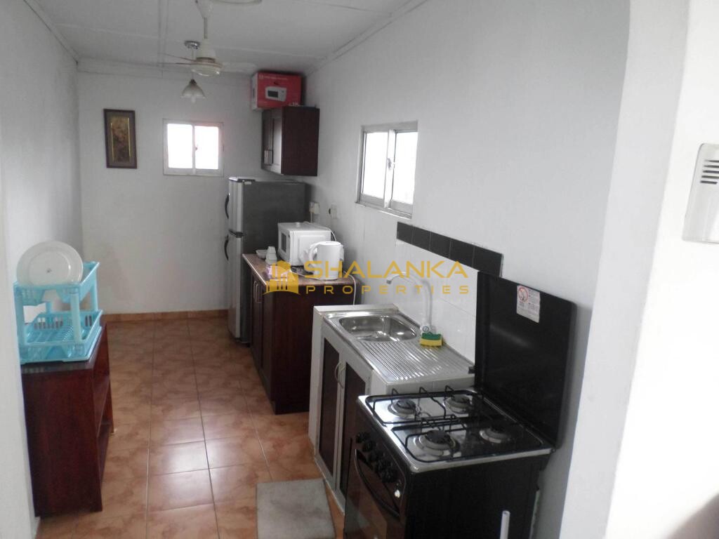 N S Apartment, 19, Circular road, 10370 Mount Lavinia
