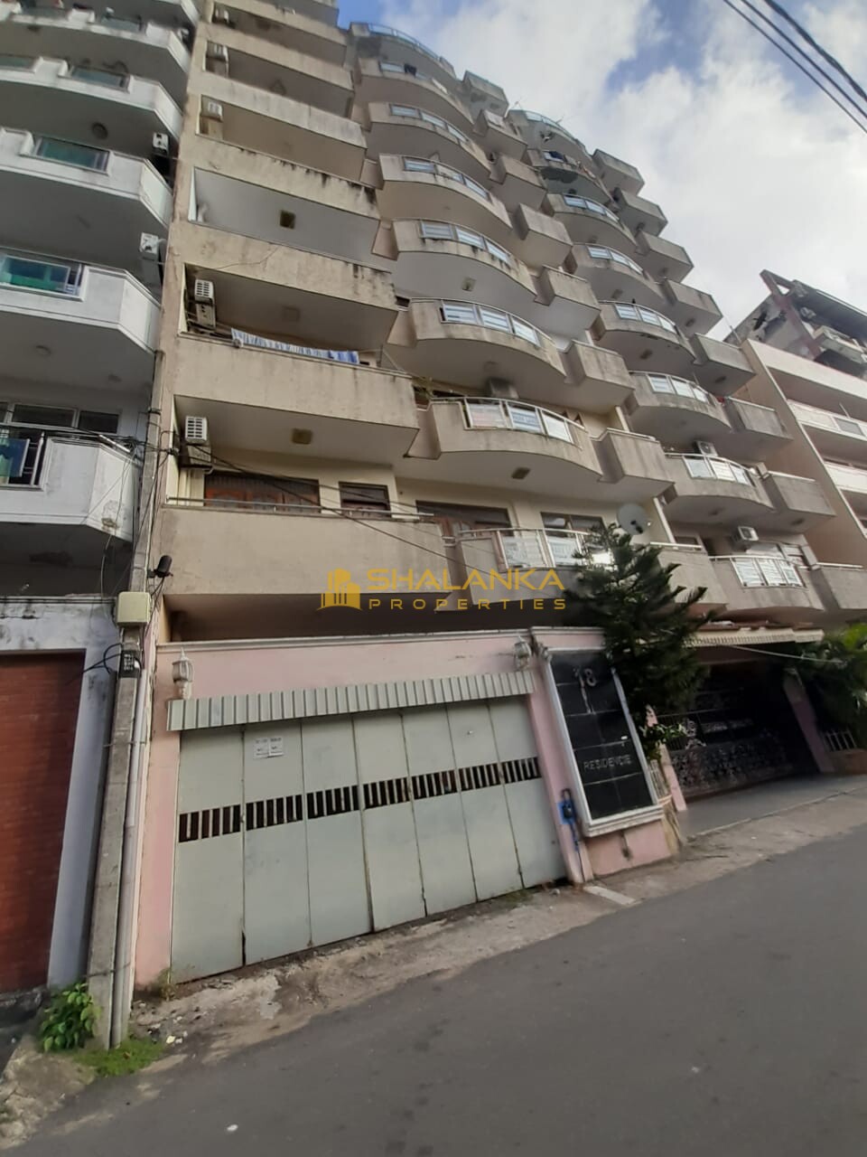 Park Land Residence, 18, Pereira Lane, Colombo 06
