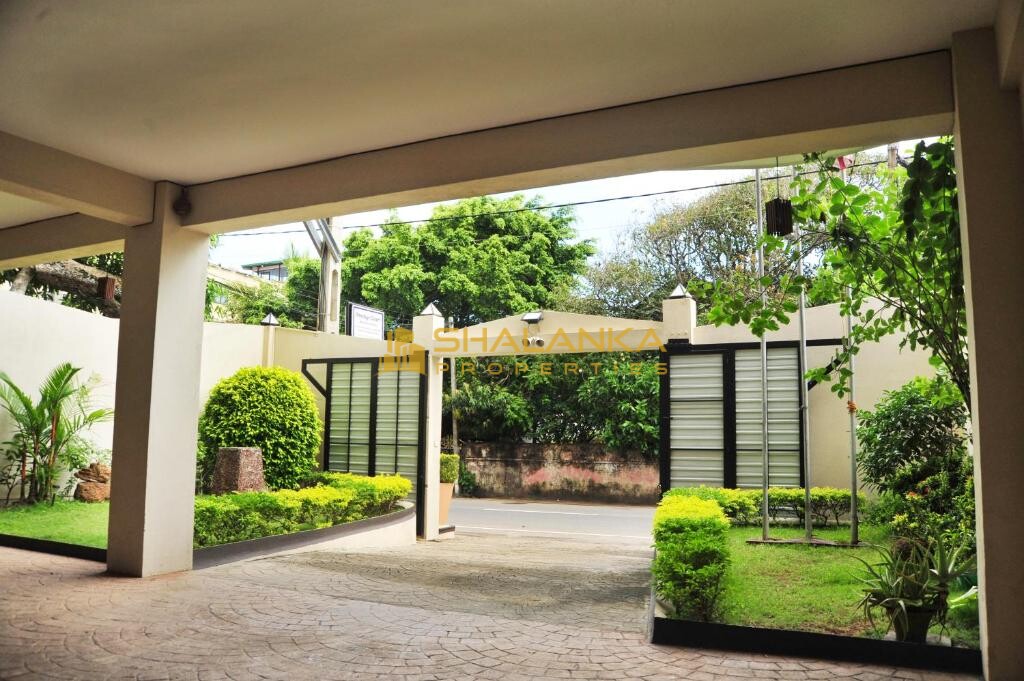Prestige Court Residencies, No. 47, Station Road, 10370 Mount Lavinia