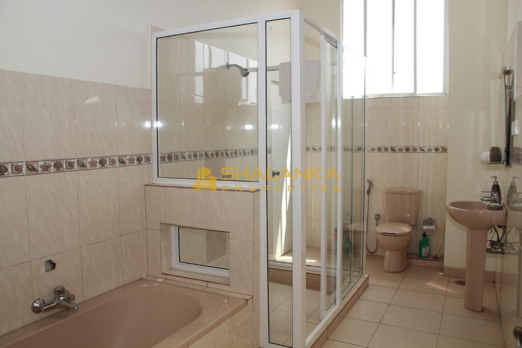 Prestige Court Residencies, No. 47, Station Road, 10370 Mount Lavinia