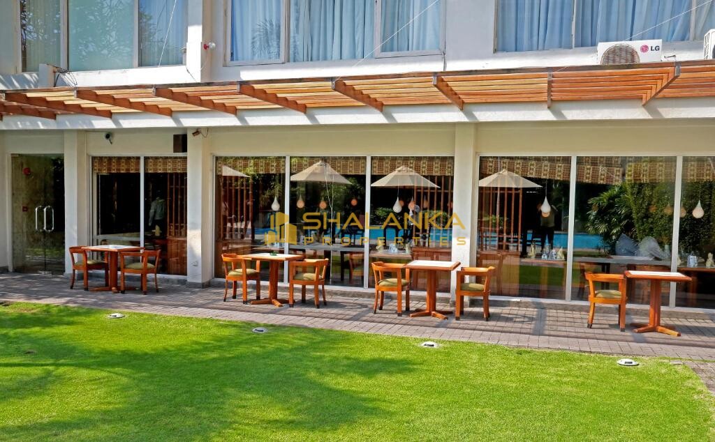 Ramada Colombo, 30 Sir Mohamed Macan Makar Mawatha, P.O.Box 1202, Kollupitiya, Colombo 3
