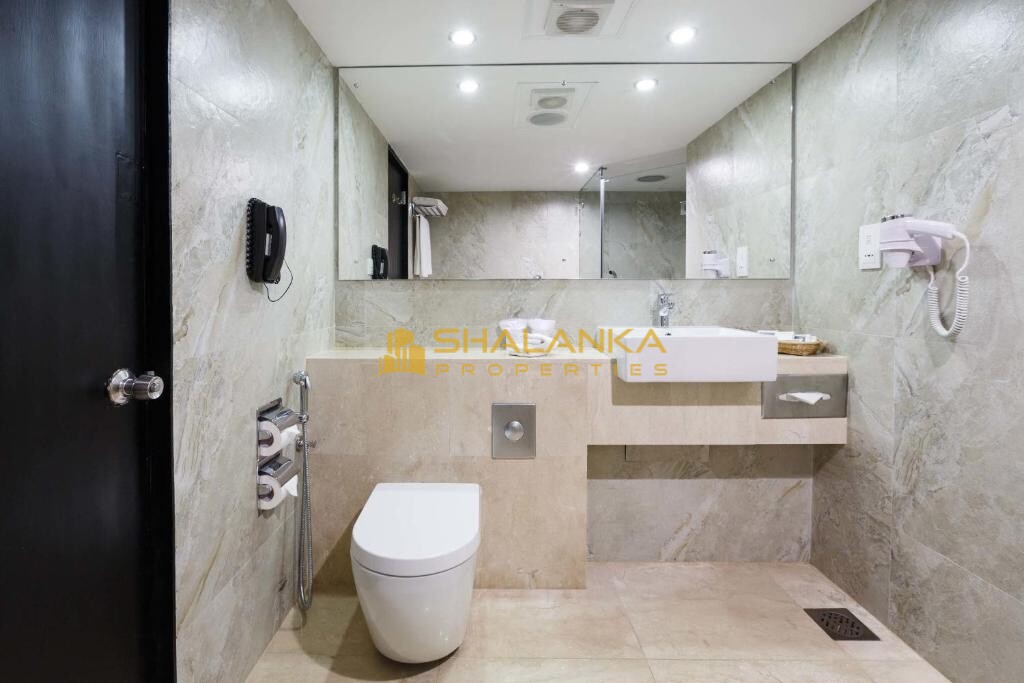 Ramada Colombo, 30 Sir Mohamed Macan Makar Mawatha, P.O.Box 1202, Kollupitiya, Colombo 3