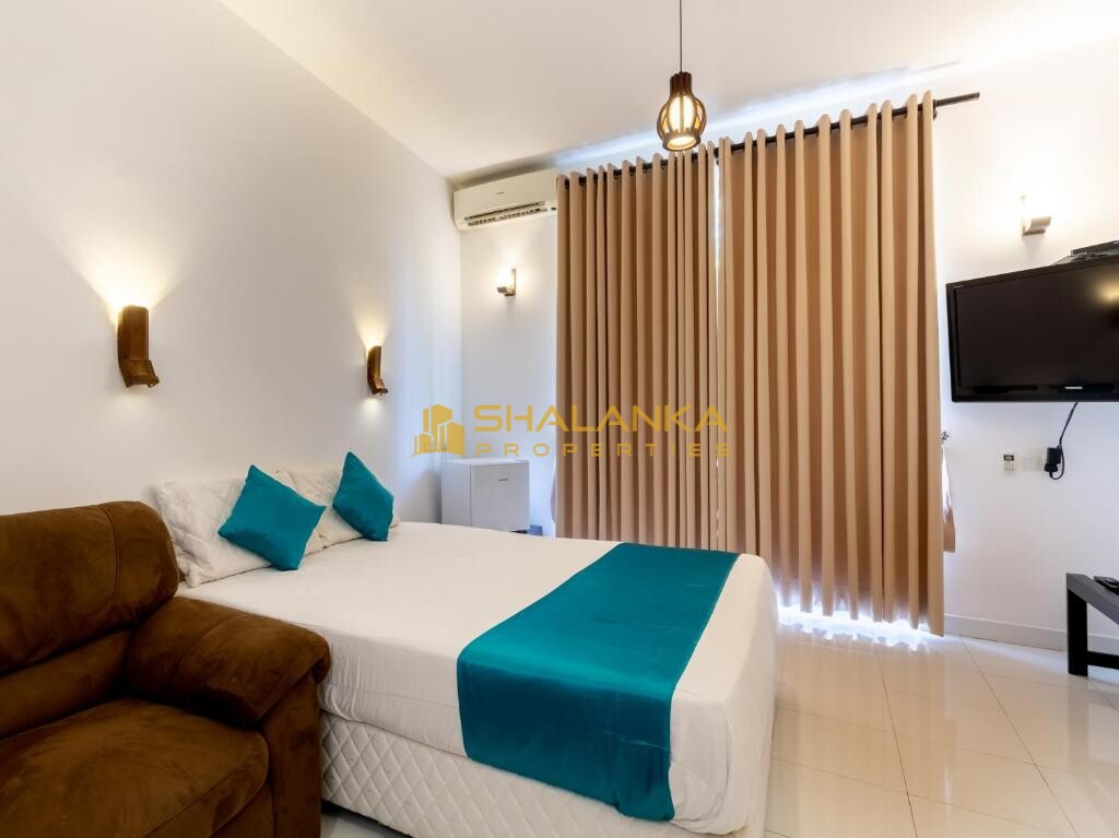 Royal Mount Hotel, No. 41, Vihara Road, 10370 Mount Lavinia,