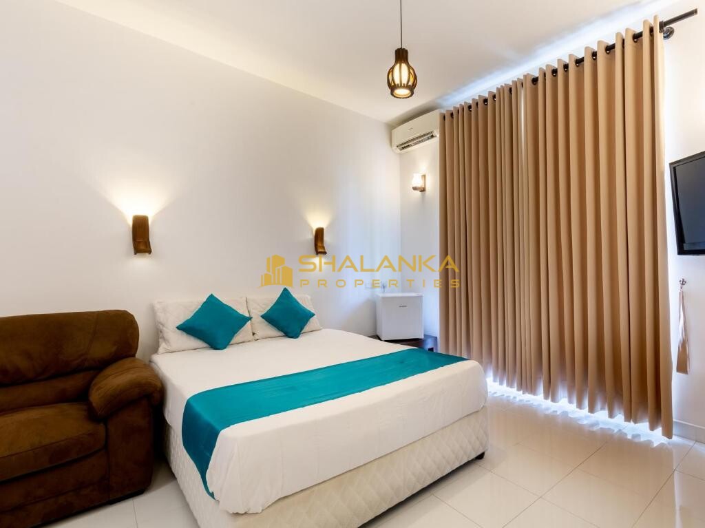 Royal Mount Hotel, No. 41, Vihara Road, 10370 Mount Lavinia,