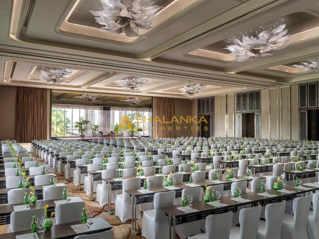 Shangri-La Colombo, 1 Galle Face, Colombo 02