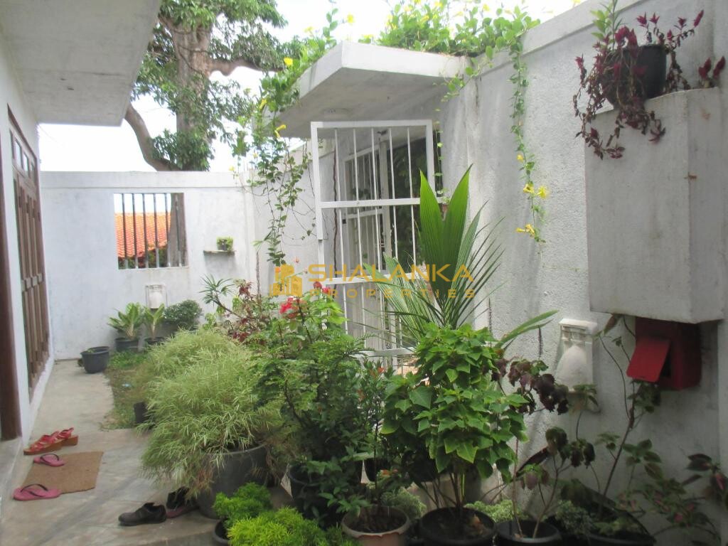Sithila Villa, 27/6 Huludagoda Road, Mount Lavinia