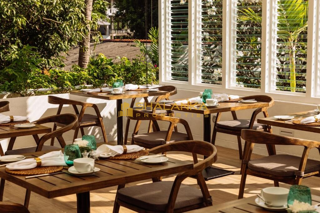 Taru Villas - Lake Lodge, 20, Alvis Terrace, Kollupitiya, Colombo 3