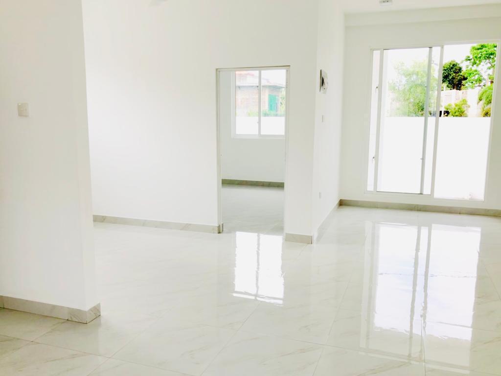 House for Sale in Kandana - 8 Perches - 45 Mn