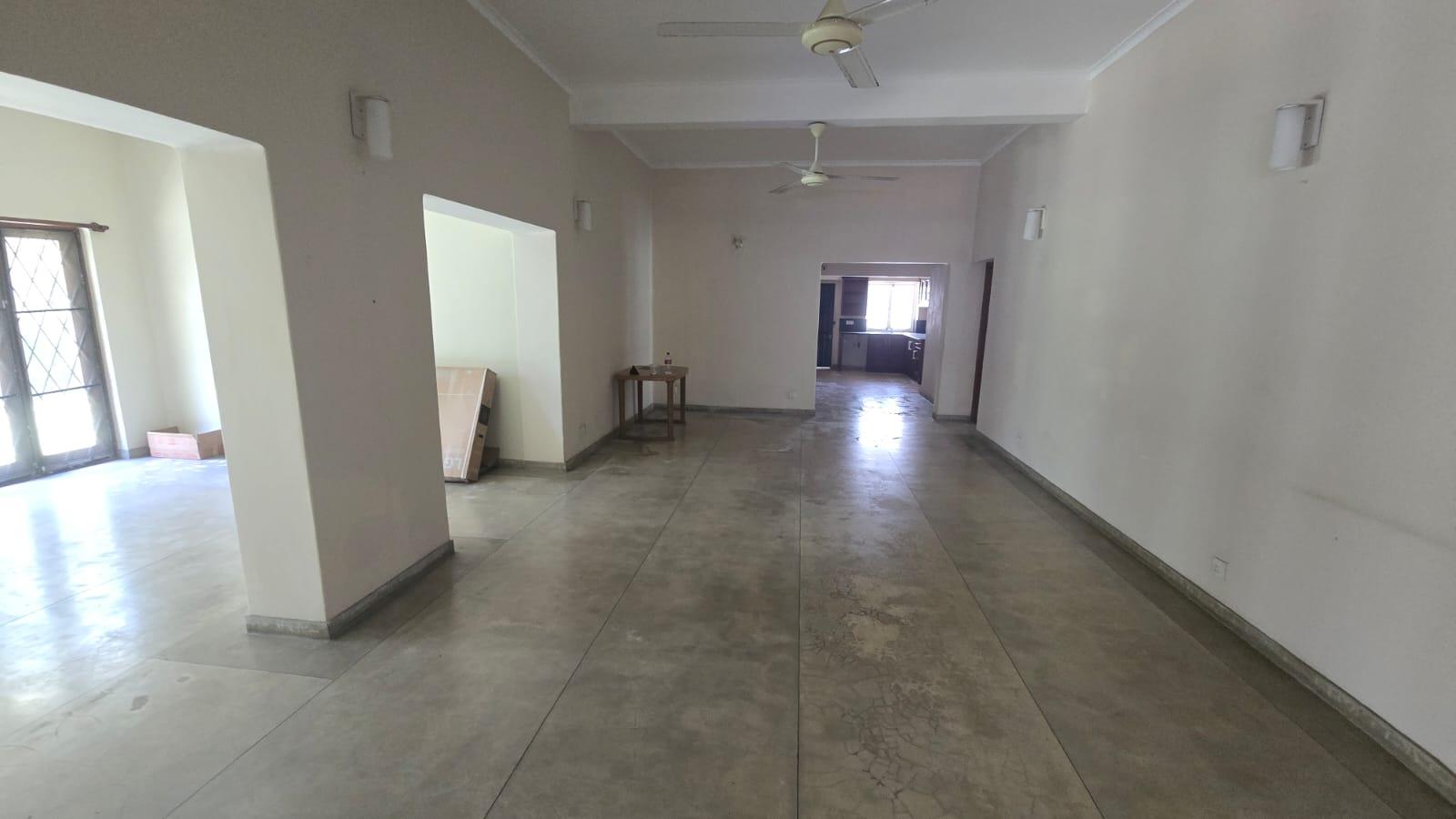 Prime Commercial-Ready House for Sale in Colombo 5 – Park Avenue