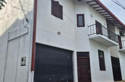 Spacious 4BR Two-Storey House for Sale in Dehiwela – Parakrama Road