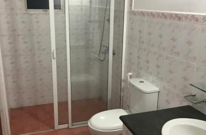 Spacious 6 Bedroom House for Sale in Kirulapana