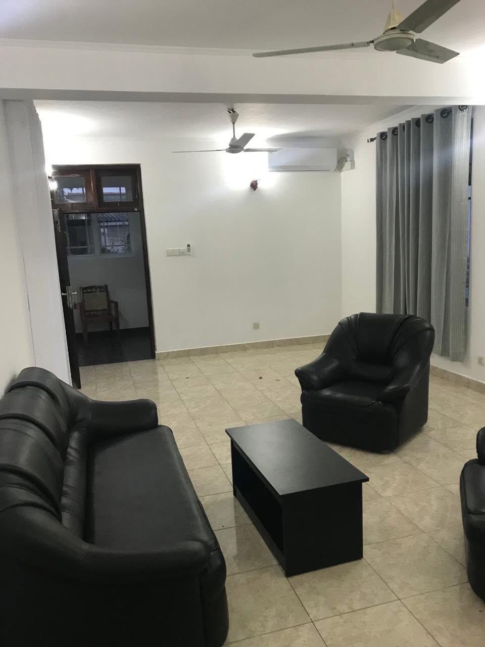 Spacious 6 Bedroom House for Sale in Kirulapana