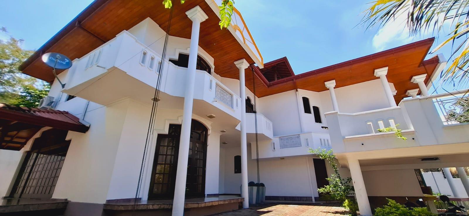 Furnished House For Rent In Thalawathugoda