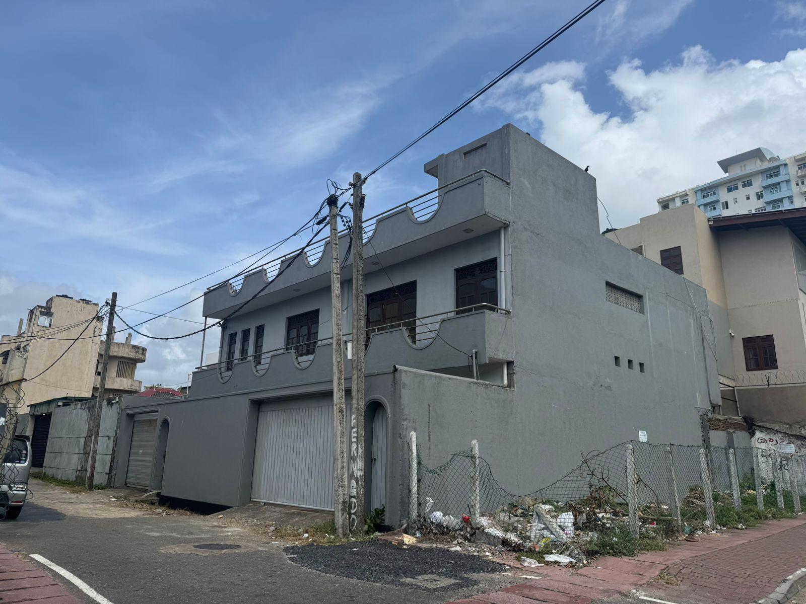 Commercial house for sale - dehiwala
